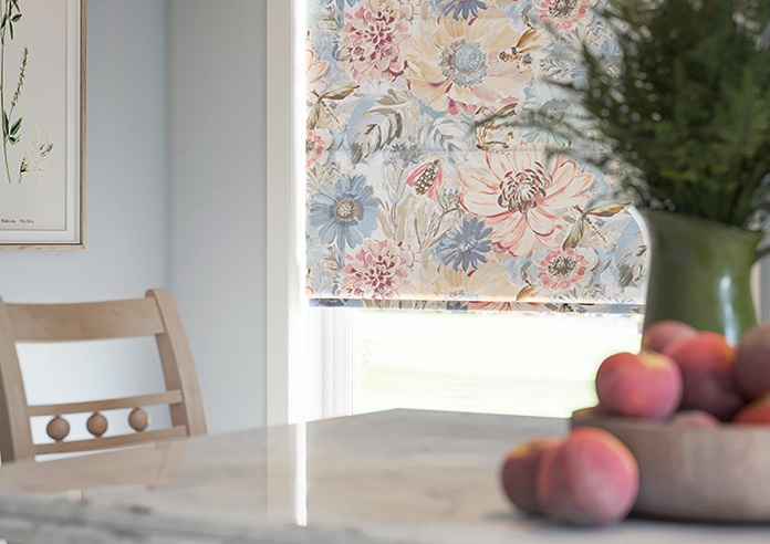 Spring Garden, Heritage - Roman Blind - Image 5